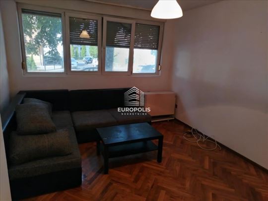 Stan u blizini TC Stadion ID#8372