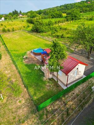 Vikend kuća, naselje Janda-Krčedin, 33m2+10 ari ID