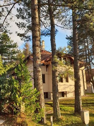 Zlatibor, zona 1, kuća 300m2, odlična investicija