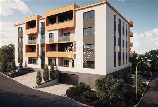 Aerodrom Sunčani breg Troiposoban stan 82.90m2