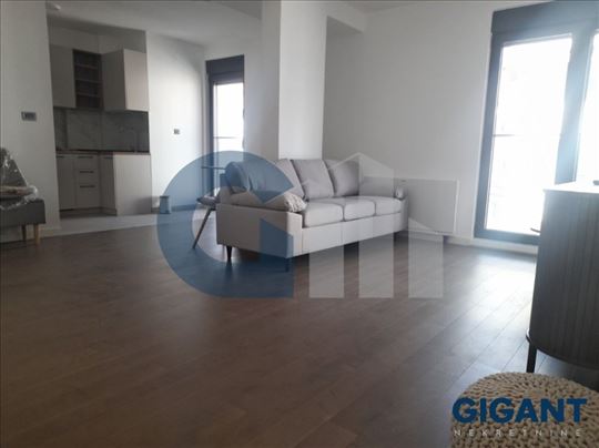 Hotel M, 61m2, II, cg