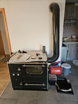 Prodajem Sporet Alfa Term 20 