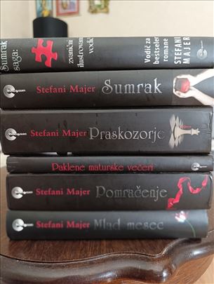 Stefani Majer komplet