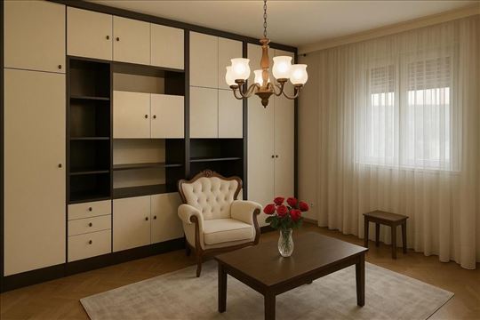 Trosoban stan u centru