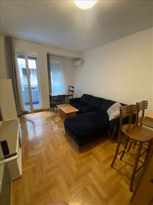 Vračar, blizina Slavije ul.Prote Mateje 2,0