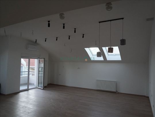 132m² Četvorosoban sa parkingom, Dušanovac Pošta