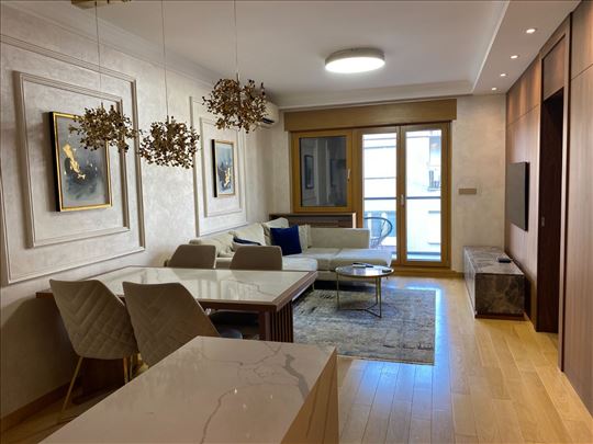 Vračar, Lekino brdo, luksuzan 3.0 stan