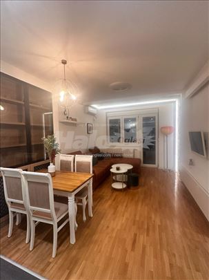 🏡 Izdaje se trosoban stan – 68 m², 