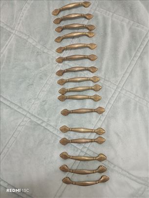 Na prodaju ručice za nameštaj 