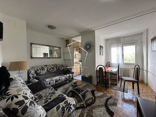 Naselje Kumodraz 2,mereno 59m2 (u papirima 53m2) I