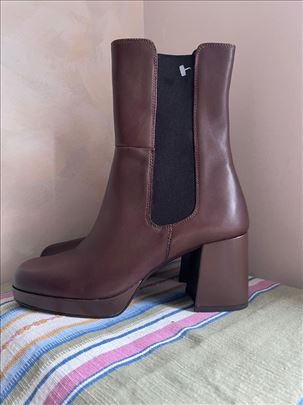 Ženske  Braon, koza, broj 41