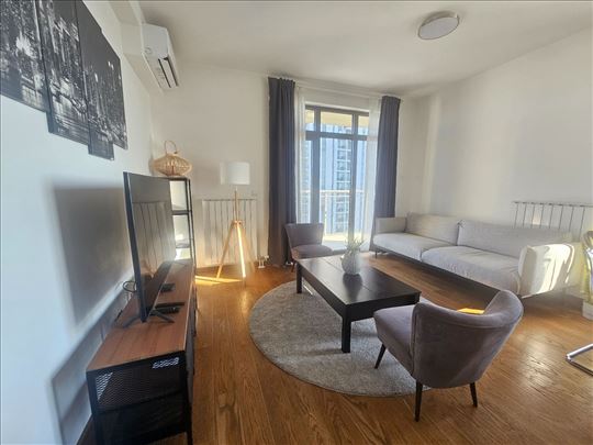 Beograd na vodi prostran 3.0 stan