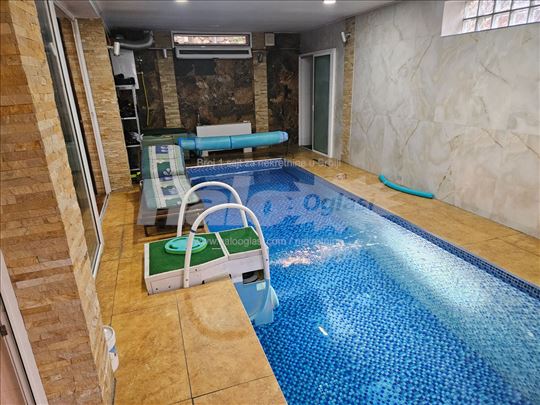 Lux kuca kod Olimpa Zvezdara 323m2