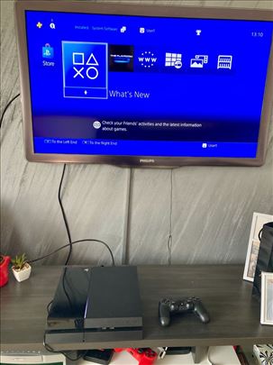 Sony PS4 plus dzojstik