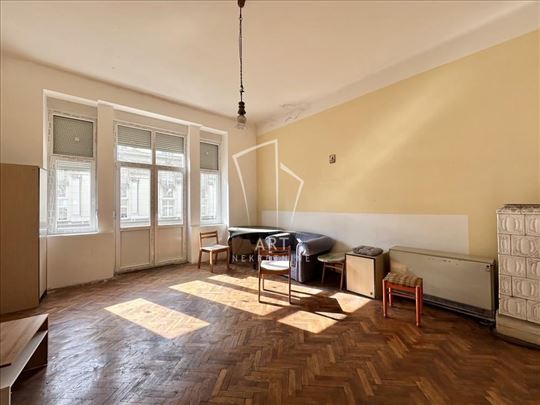 Beograđanka, salonac, idealno za  PP ID#12360