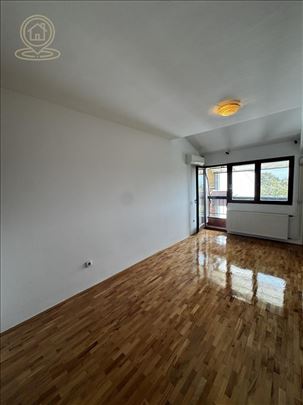 Dvosoban stan u Borči – Sonje Marinković, 29 m² + 