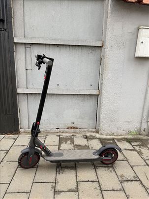 Električni trotinet