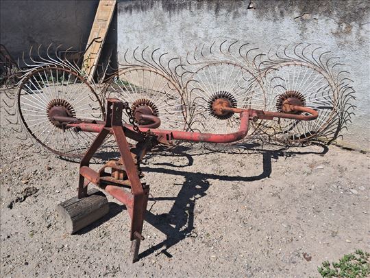 Grablje za skupljanje sena,deteline