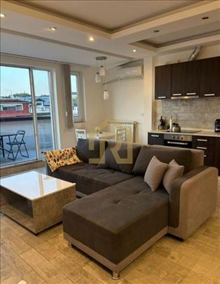 Izdavanje, stan, Dimitrija Tucovica, 92m2, Id1375