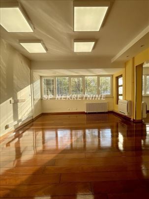 Novi Mercator - de lux poslovni prostor
