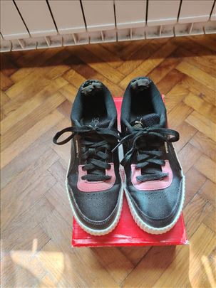Original Puma ženske patike broj 39