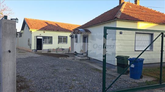 Proizvodni pogon / Magacin, Ugrinovci