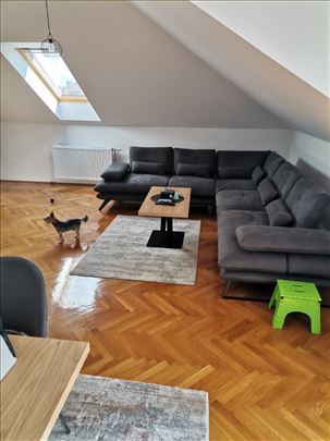 Trosoban stan na Novom Naselju-velika terasa,nije