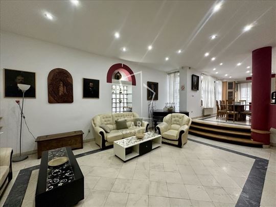 Vertikala vile, mereno 260 m2, pogodno i za PP ID#