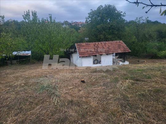Vikend kuća i plac 5 ari Beograd Bolec, Grocka 