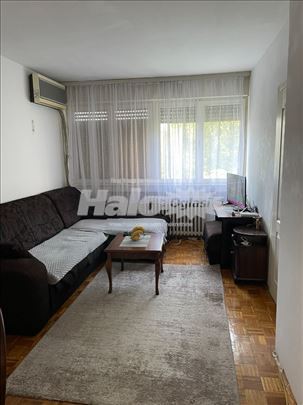 Izdajem namešten dvosoban stan na Mirijevu