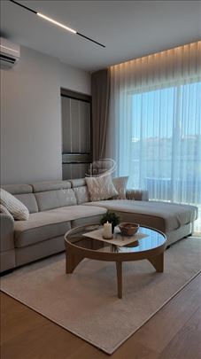 Luksuzan stan/ Luxury apartment