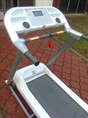 Traka za trčanje, više modela