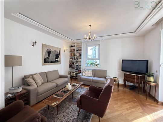 Beograd, Dedinje, Stan, 4.0, 120m2