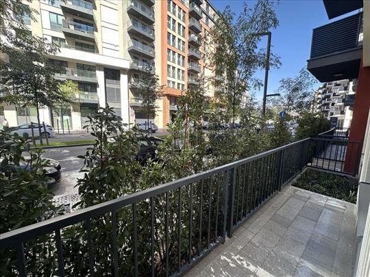 BW Sensa, stan sa baštom, odmah dostupan ID#3667