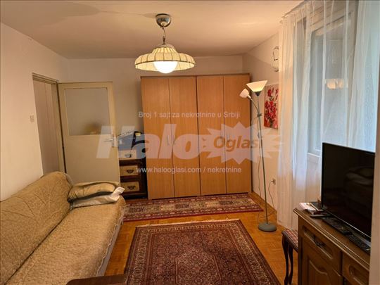 Izdavanje stana - 50m2 - Konjarnik- Ustanička ul.