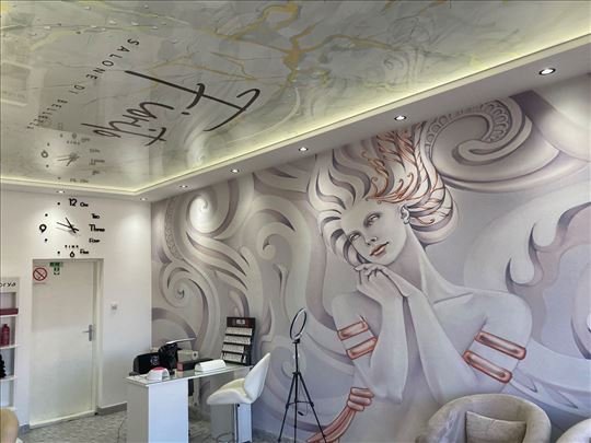 Kompetno namesten frizersko kozmeticki salon