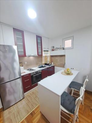 Namešten uknjižen stan Mirijevo