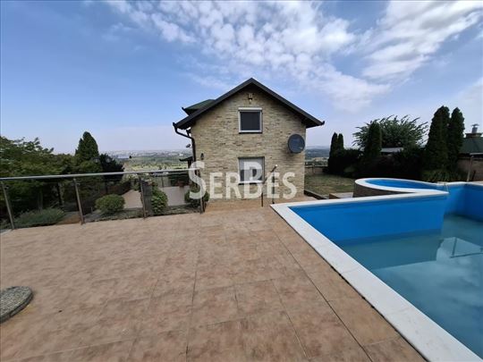 Odlična kuća 123m2 sa bazenom 40m2 na Salaksijama 