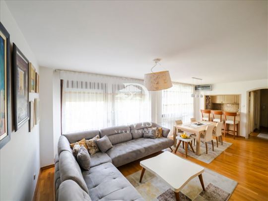 Prodajemo 4.0 stan na Novom Beogradu, 98m2