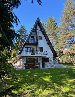 Zlatibor kuća 101m2, 4 ara placa