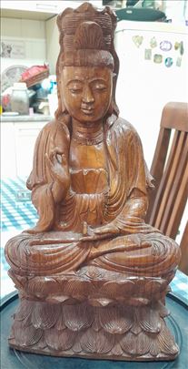 Carved wood Gaun Yin sculpture