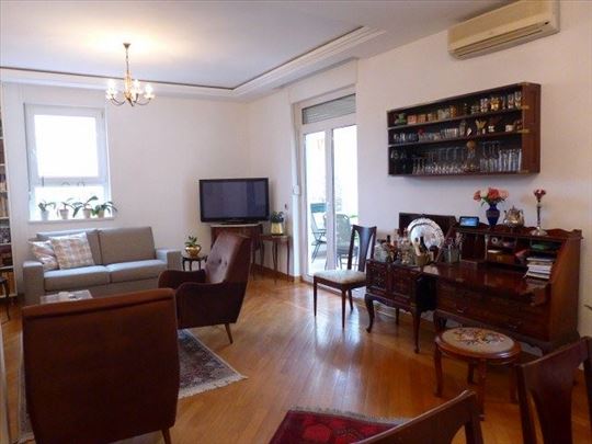 Dedinje, 120m2, 3 spavaće, terasa, garaža+parking