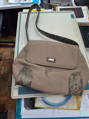Elegantna tasna, kombinacija vestacke kroko kože i
