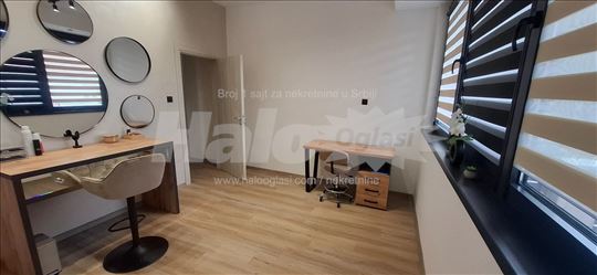 Izdajem poslovni prostor u Staroj Pazovi
