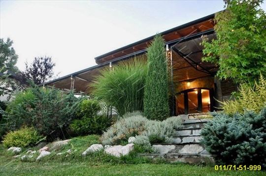 Jajinci, Drenovska, 200m2, plac 12 ari