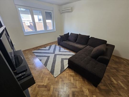 Kalenić,Maksima Gorkog,renoviran ID#818647
