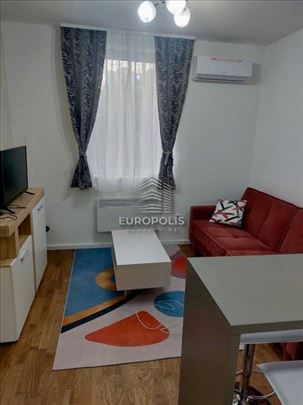 Kompletno namešten, odlična investicija