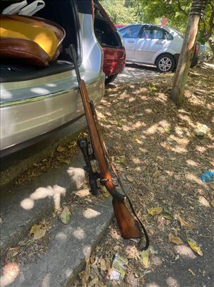 Lovački karabin 8x57 ŠTUC Crvena zastava 