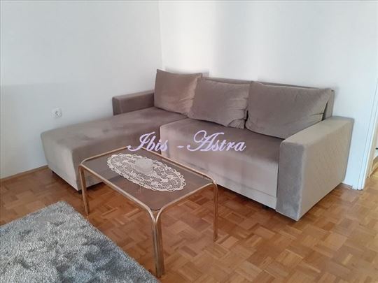 Lux stan za izdavanje Julino brdo ID#1003940