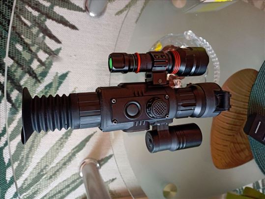 Noćna optika IC X76 Pro iluminator najači na svetu